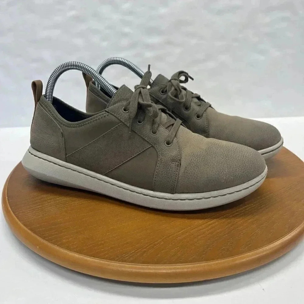 CLARKS CLOUD STEPPERS SNEAKERS TENNIS SHOES CUSHIONED COMFORT SZ 9.5